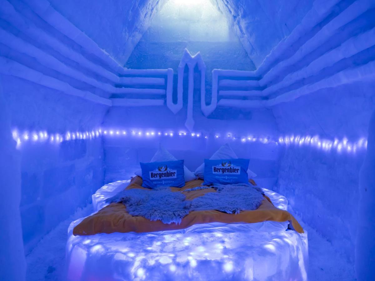 Hotel Of Ice Transylvania Cîrţişoara Exteriör bild